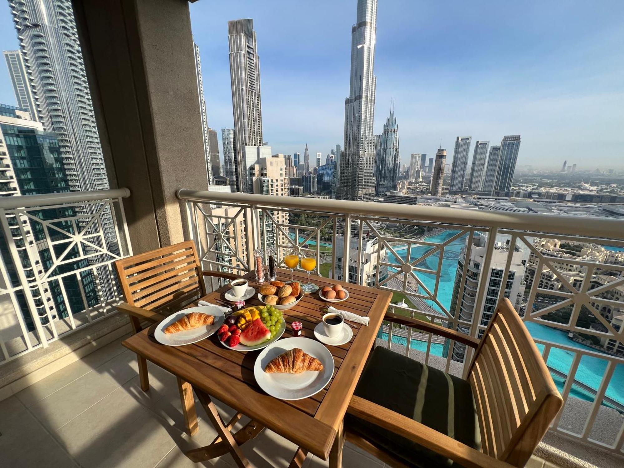 Prestige Living 2Br With Full Burj Khalifa And Fountain View By Auberge Dubai Exterior photo